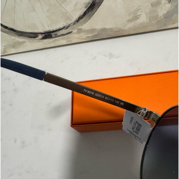 TORY BURCH blue/gold aviator sunglasses ❤️ - Picture 12 of 16